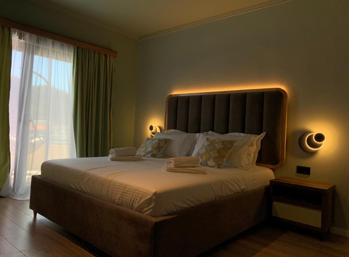 Bluetique Apartments Himara Екстериор снимка