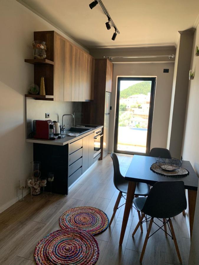 Bluetique Apartments Himara Екстериор снимка